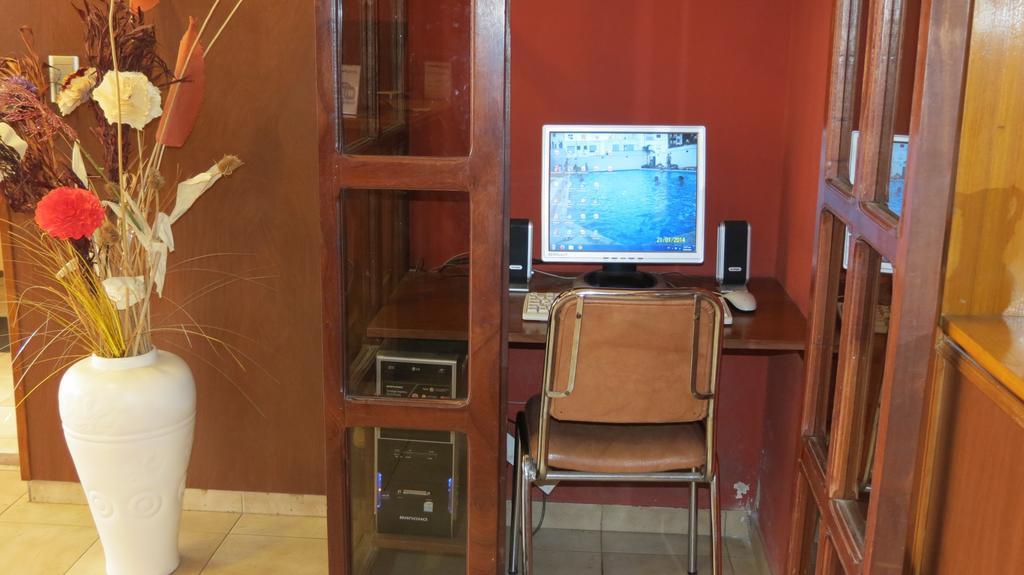 Hotel Arenales Villa Carlos Paz Kültér fotó