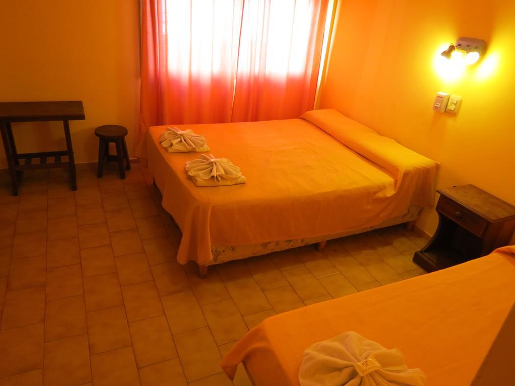 Hotel Arenales Villa Carlos Paz Szoba fotó